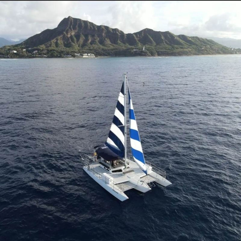 a small boat in a body of water